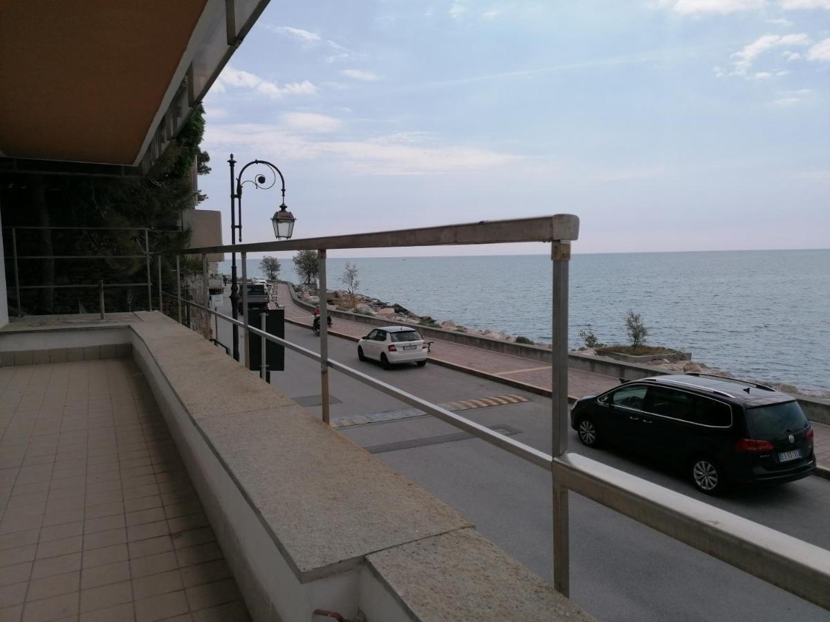 Cadorna Fronte Mare Lägenhet Alassio Exteriör bild
